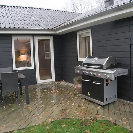 Cosy And Modern In Pt Strandby Sonderby (Midtjylland)