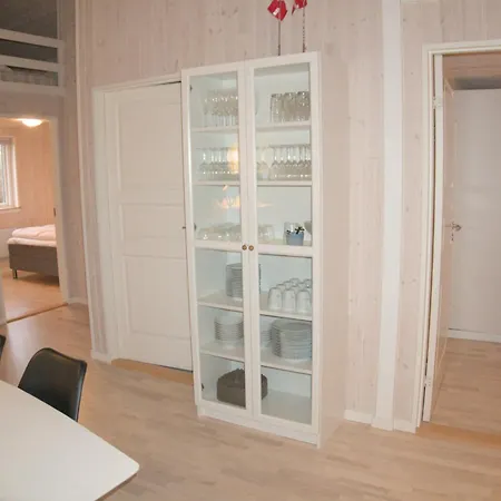 Cosy And Modern In Pt Strandby בית נופש