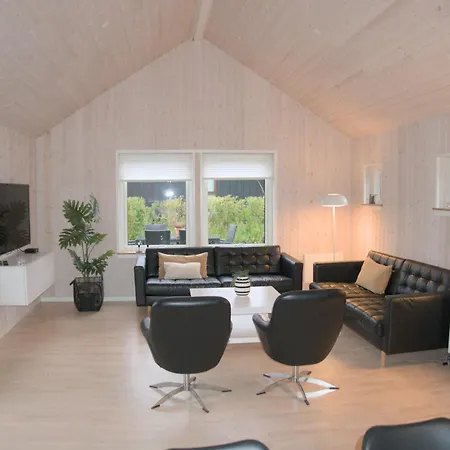בית נופש Cosy And Modern In Pt Strandby Sonderby (Midtjylland)