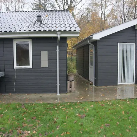 בית נופש Cosy And Modern In Pt Strandby